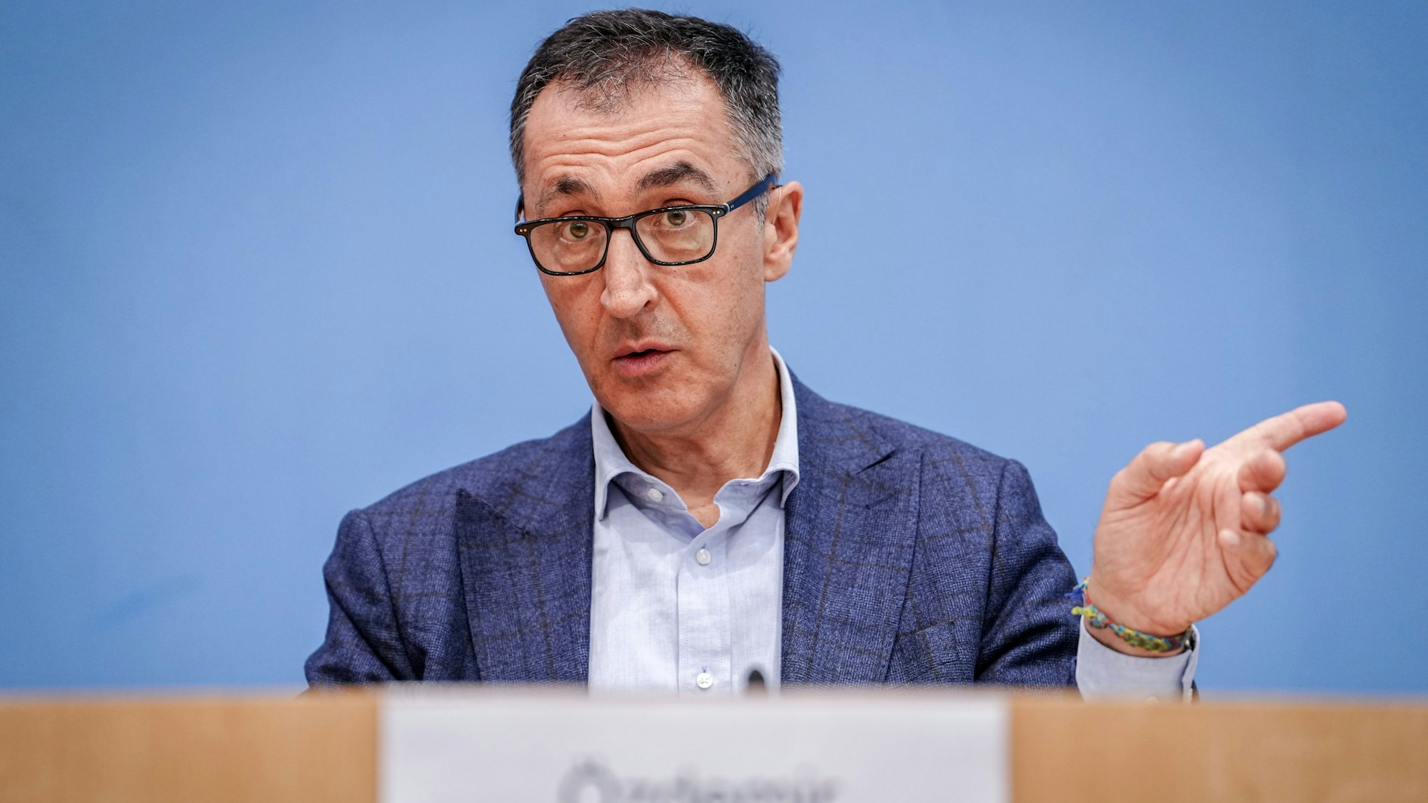 Cem Özdemir (Bündnis 90/Die Grünen), Bundesminister für Ernährung und Landwirtschaft, bei einer Bundespressekonferenz im September 2024.