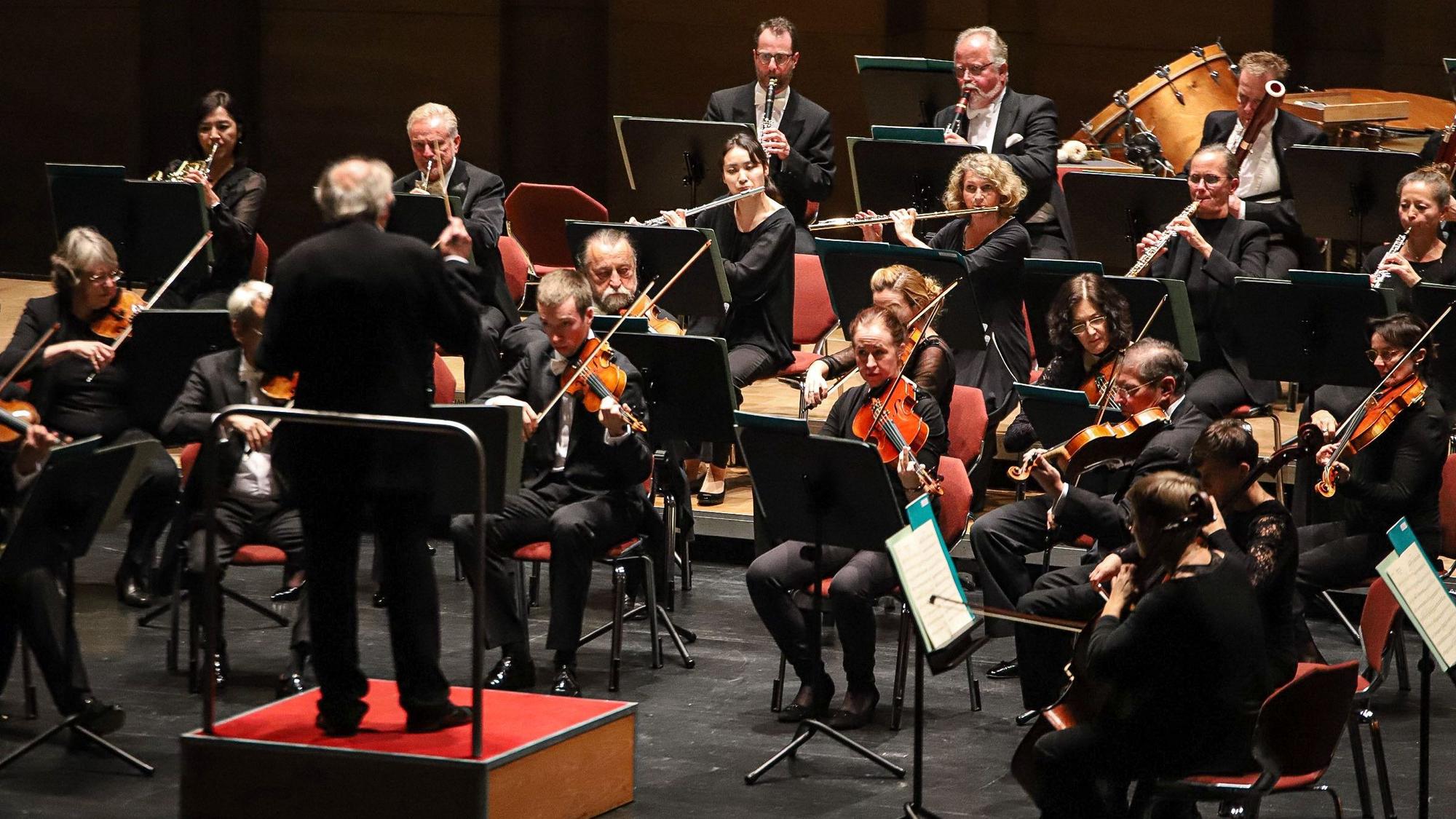 Dirk Joeres und die Westdeutsche Sinfonia.