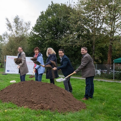 Spatenstich zum Glashüttenpark