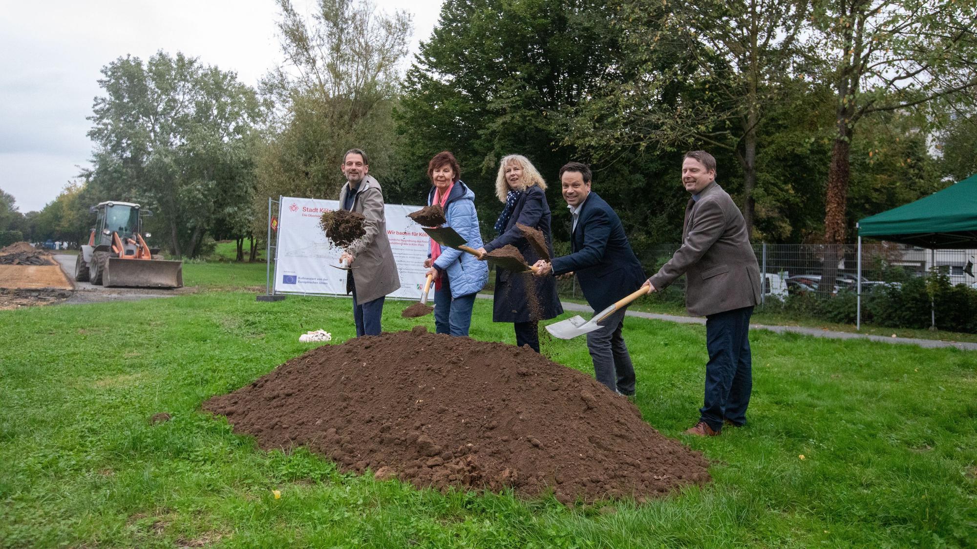 Spatenstich zum Glashüttenpark