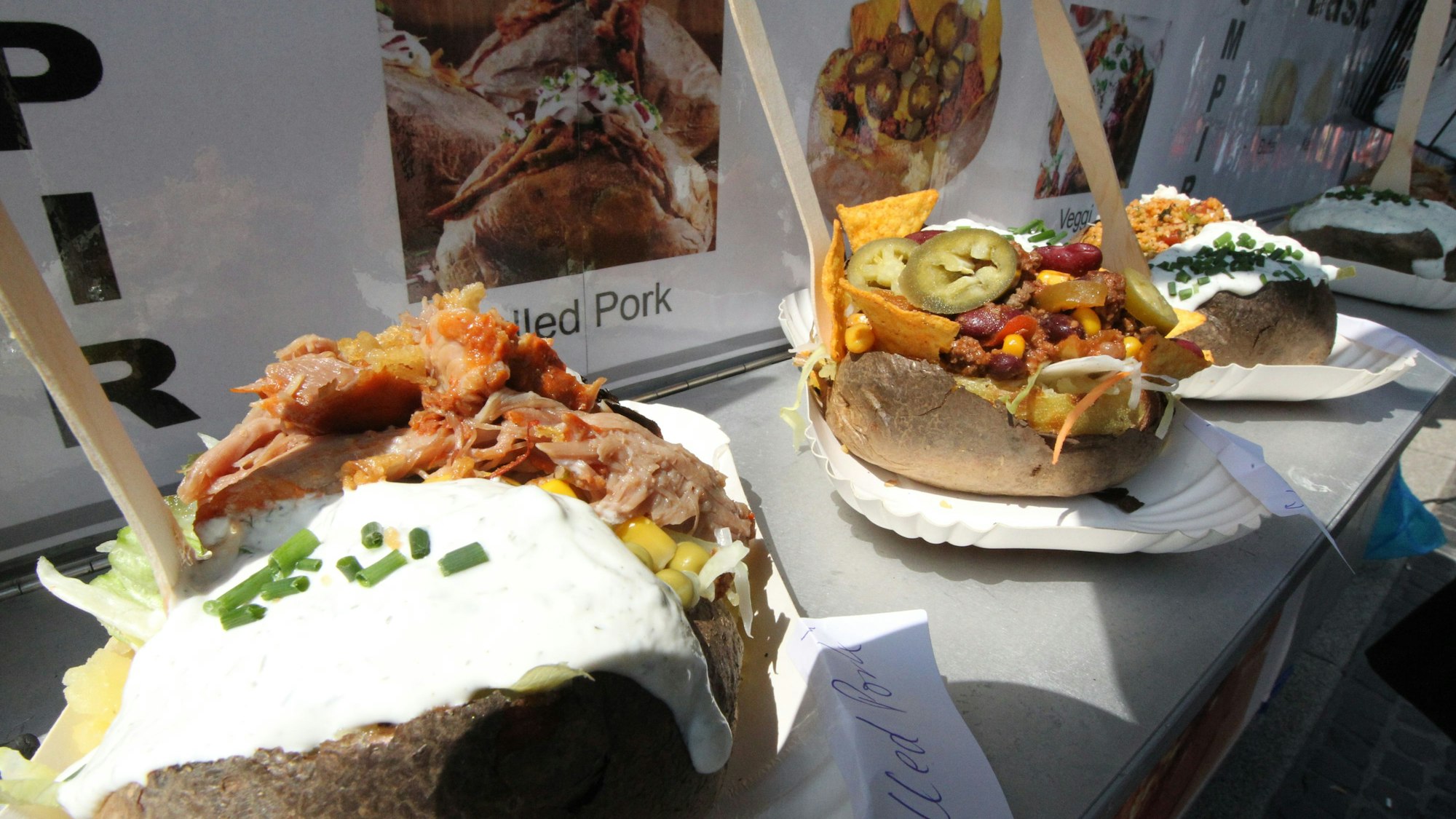 Nach Herzenslust schlemmen lässt sich am kommenden Wochenende beim Niederkasseler Street Food Festival.