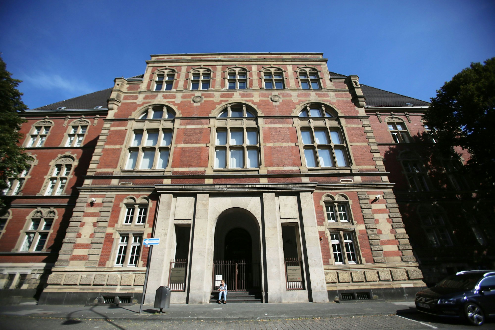 Das Verwaltungsgericht in Köln stoppte die Abschiebung des salafistischen Predigers Leonis Hamza