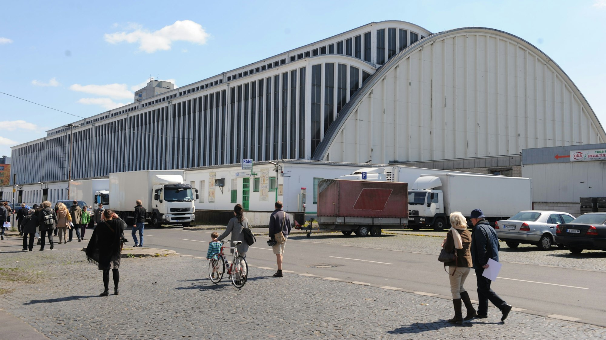 Die 21 Meter hohe Halle des Großmarkts von 1940 steht unter Denkmalschutz und wird in die neue „Parkstadt Süd“ integriert.
