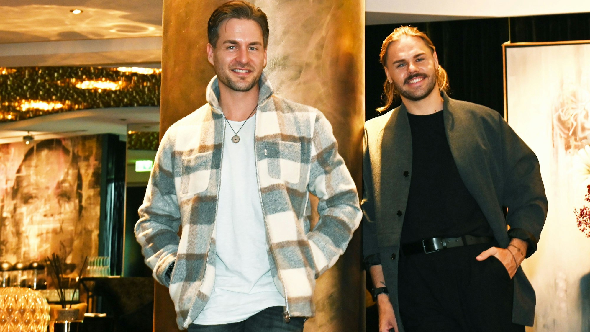 30.09.2024 Köln.  Interview mit den ehemaligen DSDS-Stars Alexander Klaws und Daniel Schuhmacher. Foto: Alexander Schwaiger