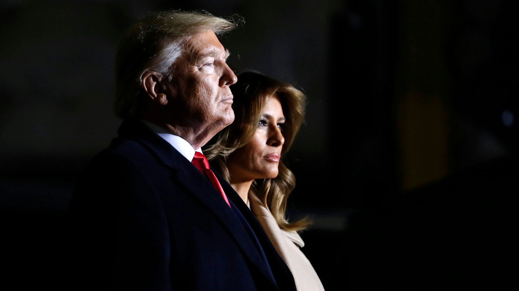 Donald Trump erhält bislang im Wahlkampf wenig Unterstützung seiner Frau. Nun könnten Auszüge aus ihren Memoiren gar den Eindruck erwecken, dass es zwischen Melania Trump und dem republikanischen Kandidaten politischen Differenzen gibt. (Archivbild)