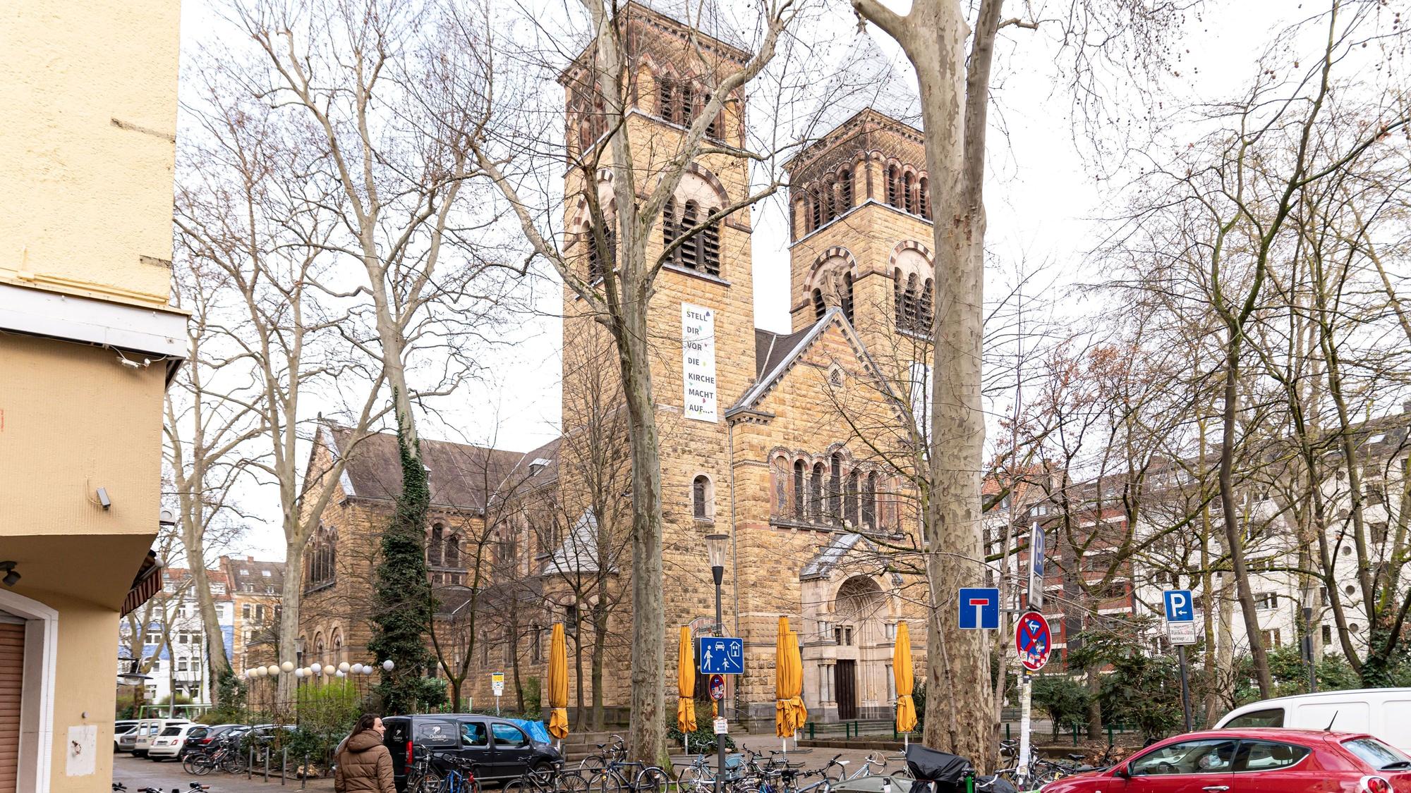 Die Kirche St. Michael am Brüsseler Platz