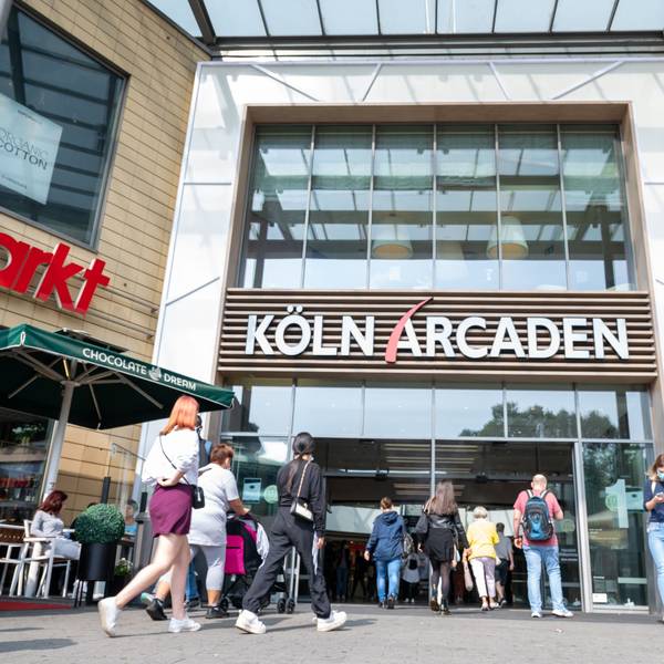 Unter anderem in den Köln-Arcaden in Kalk legte der Brandstifter ein Feuer.