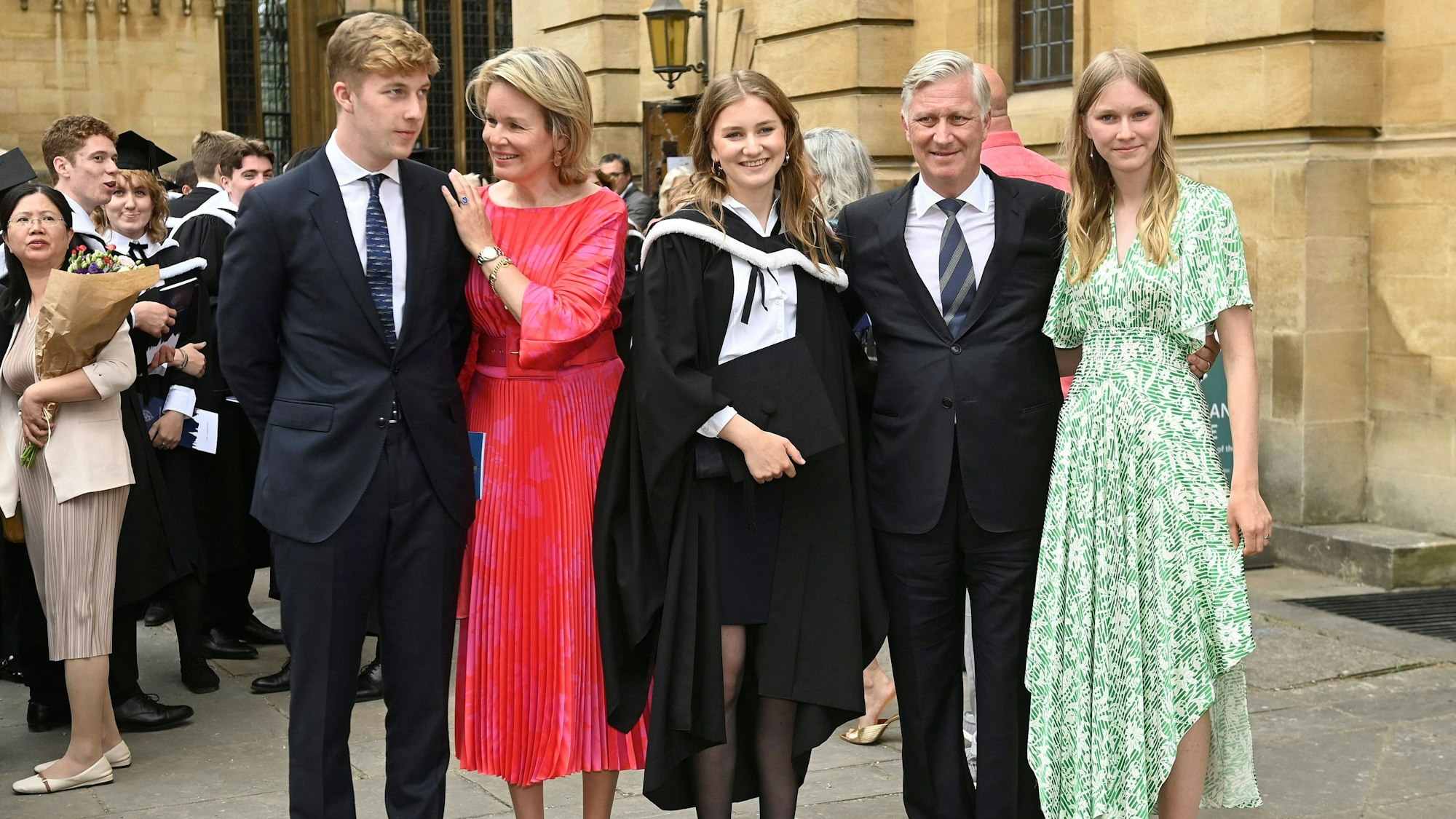 Im Rahmen der Abschlussfeier von Prinzessin Elisabeth an der Universität Oxford im Sheldonian Theatre in Oxford war auch die belgische Königsfamilie zugegen.