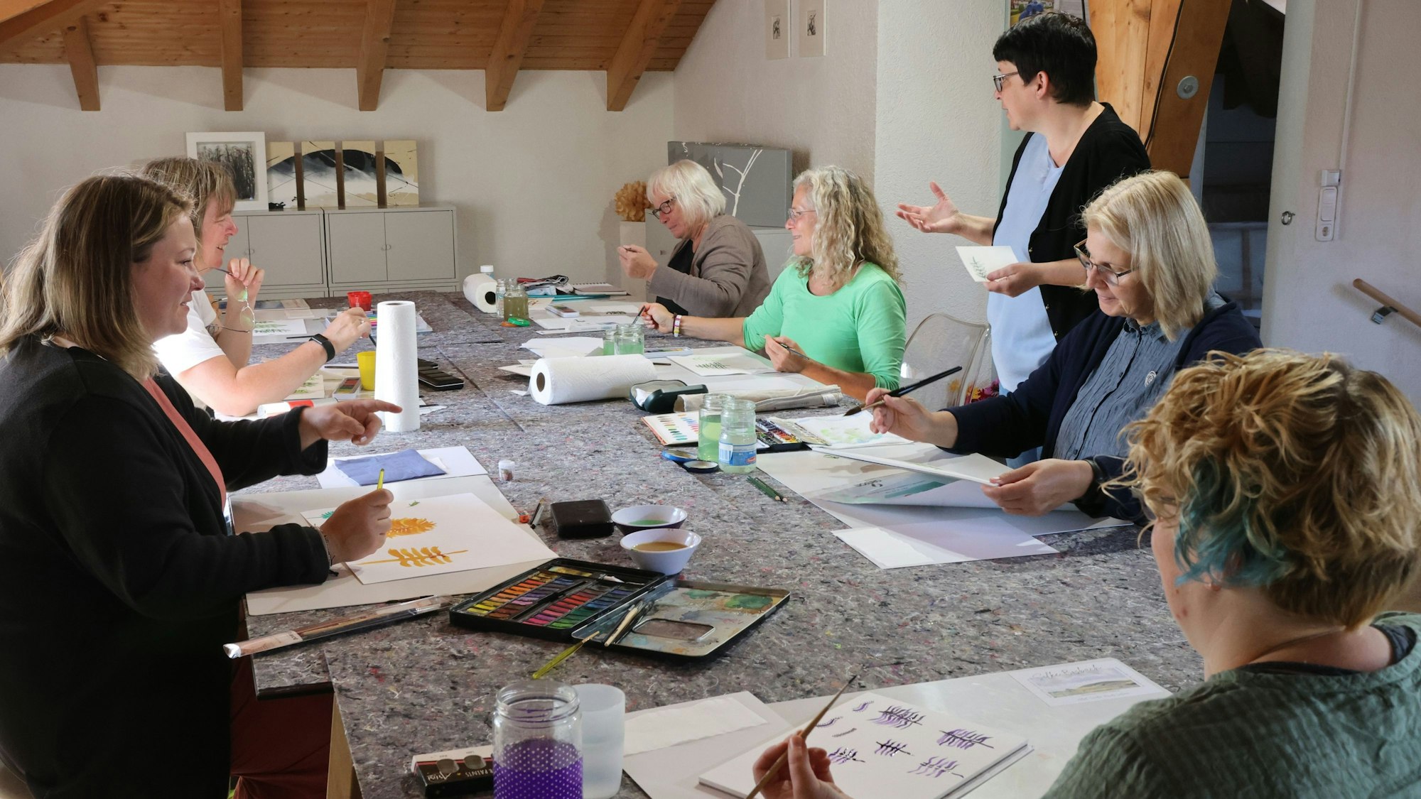 Schnuppermalen, Silke Bosbach erklärt die Aquarellmalerei