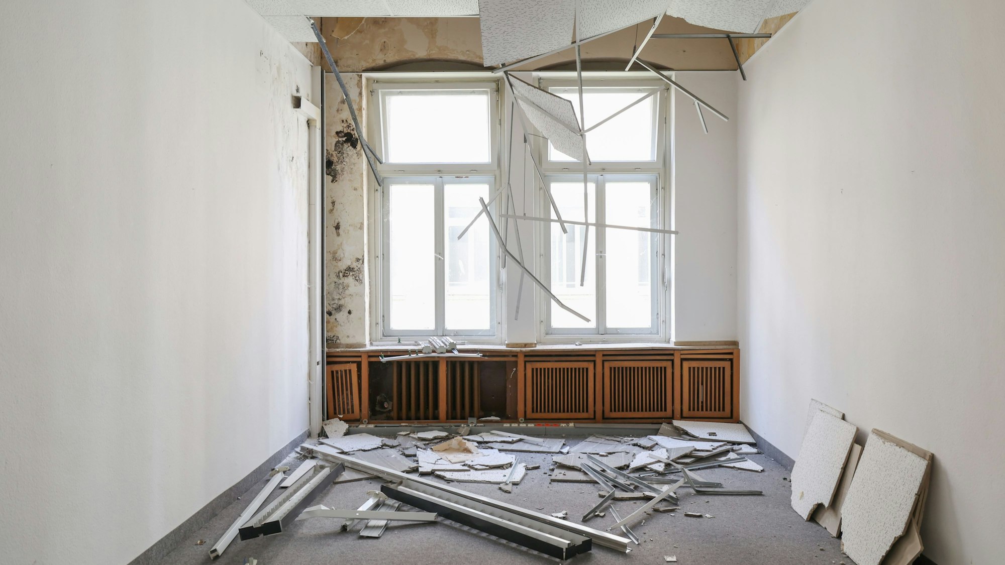 Bislang verfiel das Industriedenkmal zwischen Mülheim und Deutz: Das soll sich jetzt ändern.