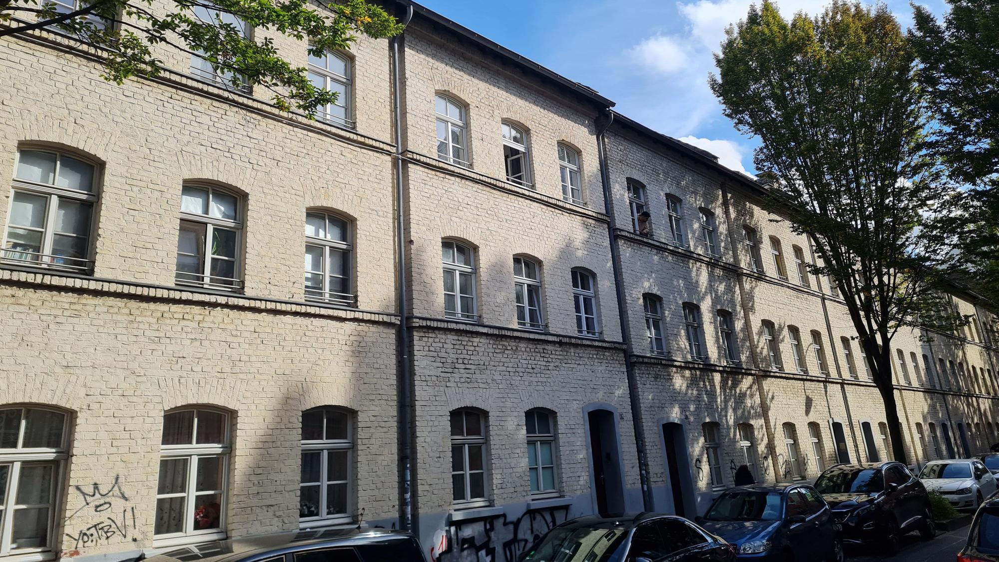 Häuserfassade in der Keupstraße.