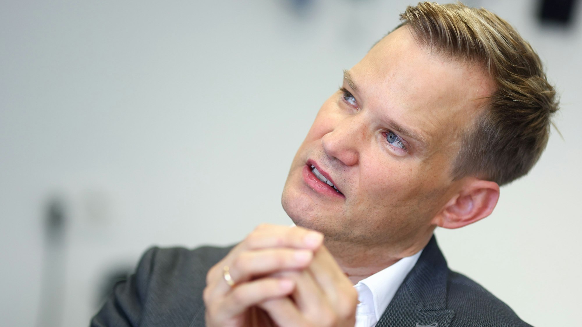 Professor Hendrik Streeck