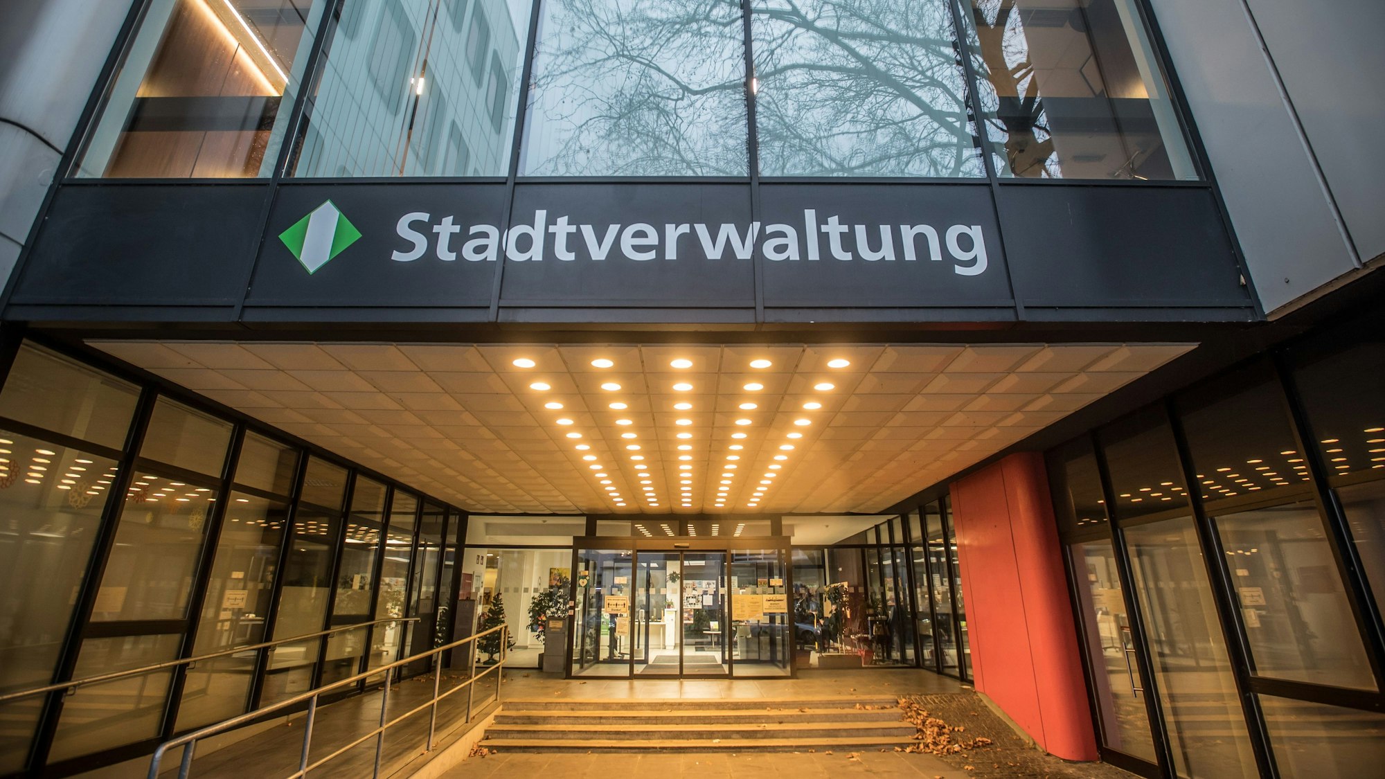 Verwaltungsgebäude Goethestraße Bild: Ralf Krieger