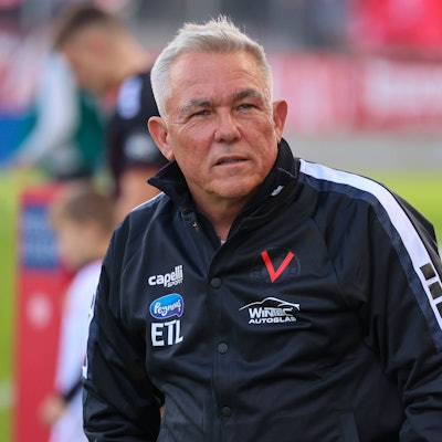 Olaf Janßen Rot-Weiss Essen - FC Viktoria Köln 05.10.2024 Olaf Janßen Trainer Köln Rot-Weiss Essen RWE, Rot Weiß Essen gegen FC Viktoria Köln am 05. Oktober 2024 im Stadion an der Hafenstraße Nordrhein-Westfalen / Deutschland / GER. Fußball, 9. Spieltag der 3. Liga Saison 2024/2025. Endstand: 2:1 vor 15.537 Zuschauern. *** Olaf Janßen Rot Weiss Essen FC Viktoria Köln 05 10 2024 Olaf Janßen Coach Köln Rot Weiss Essen RWE, Rot Weiß Essen vs FC Viktoria Köln on October 05, 2024 at Stadion an der Hafenstraße Nordrhein Westfalen Germany GER Soccer, Matchday 9 of the 3 Liga Season 2024 2025 Final Score 2 1 in front of 15 537 spectators