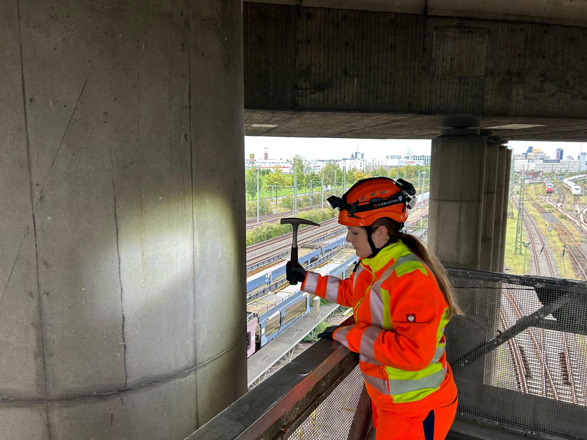 Hauptuntersuchung Zoobrücke am 8. Oktober 2024