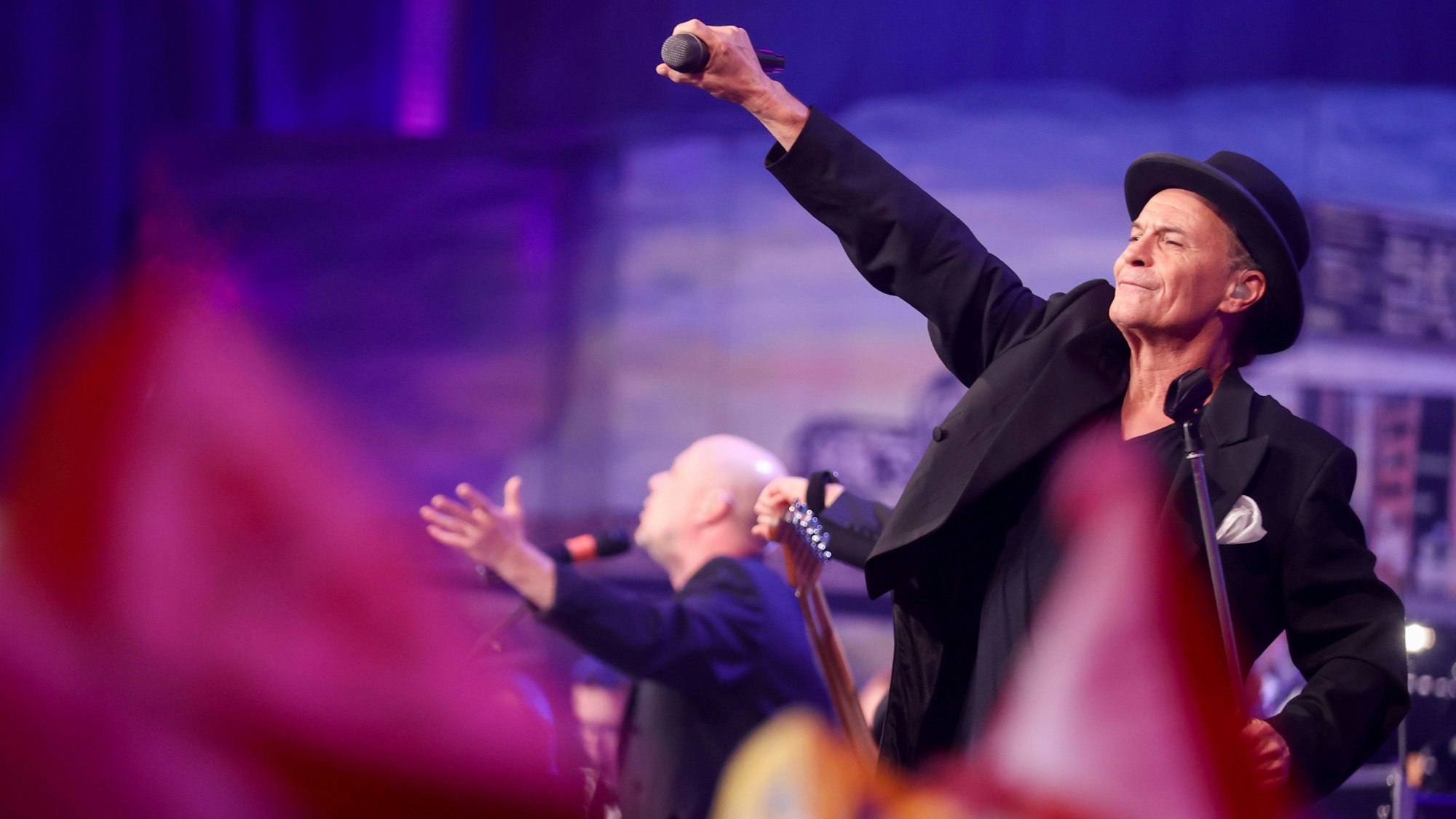 Brings auf der Bühne