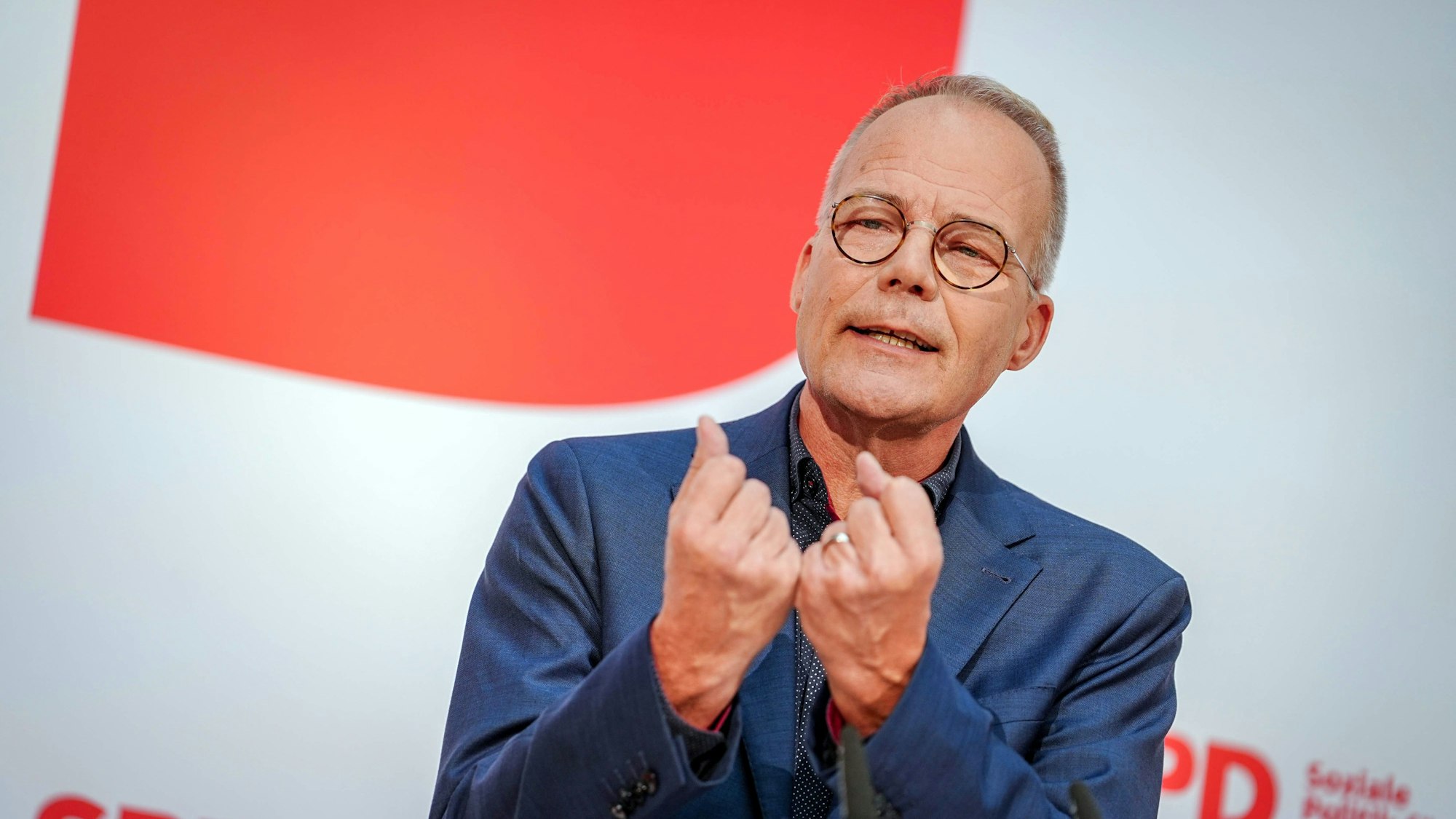 Matthias Miersch wird auf einer Pressekonferenz in der Parteizentrale als neuer SPD-Generalsekretär vorgestellt.