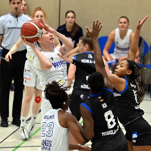 06.10.2024, Basketball-Wings Leverkusen-Nördlingen
am Ball: Amelie Kröner (Leverkusen)
Foto: ULi Herhaus