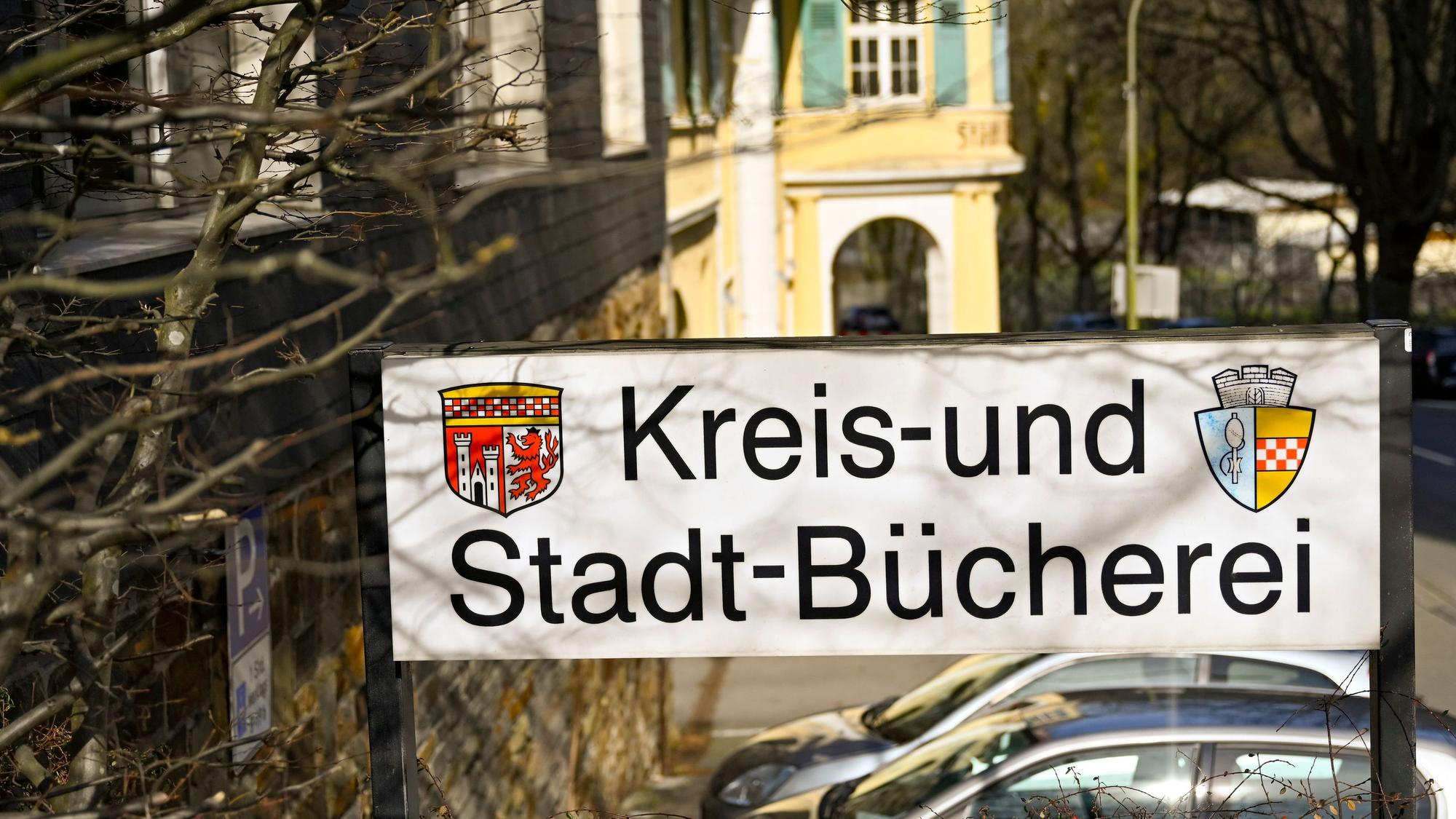 Außenansicht der Gummersbacher Bücherei.