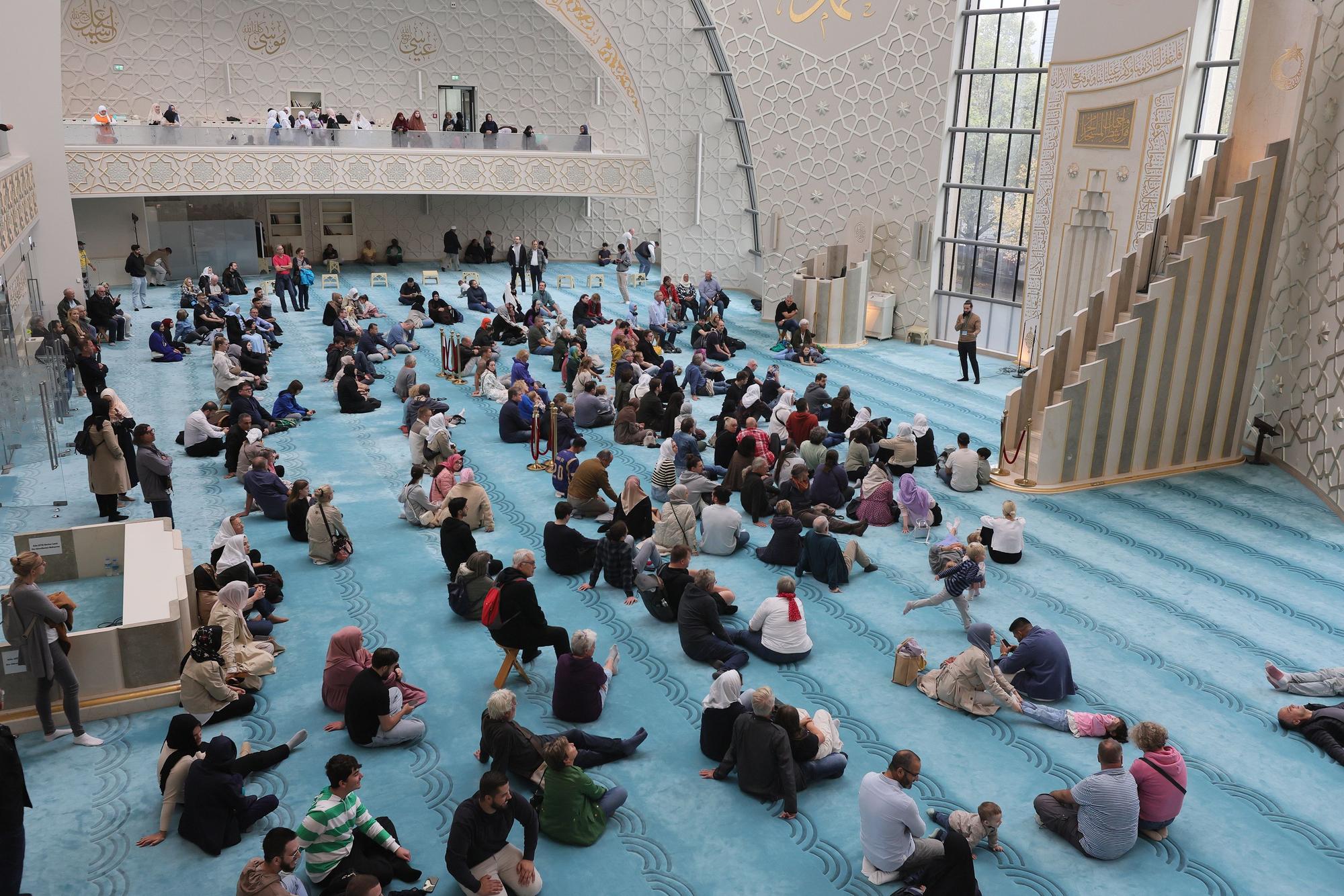 Der Gebetssaal in der Zentralmoschee.