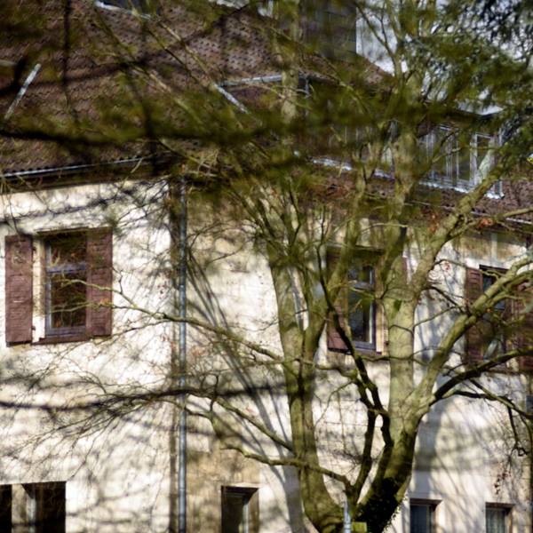 Für ein Einfamilienhaus zahlen Kölner der Stadt im Mittel künftig 751 Euro Grundsteuer – anstelle von bisher 368 Euro (Archivbild).