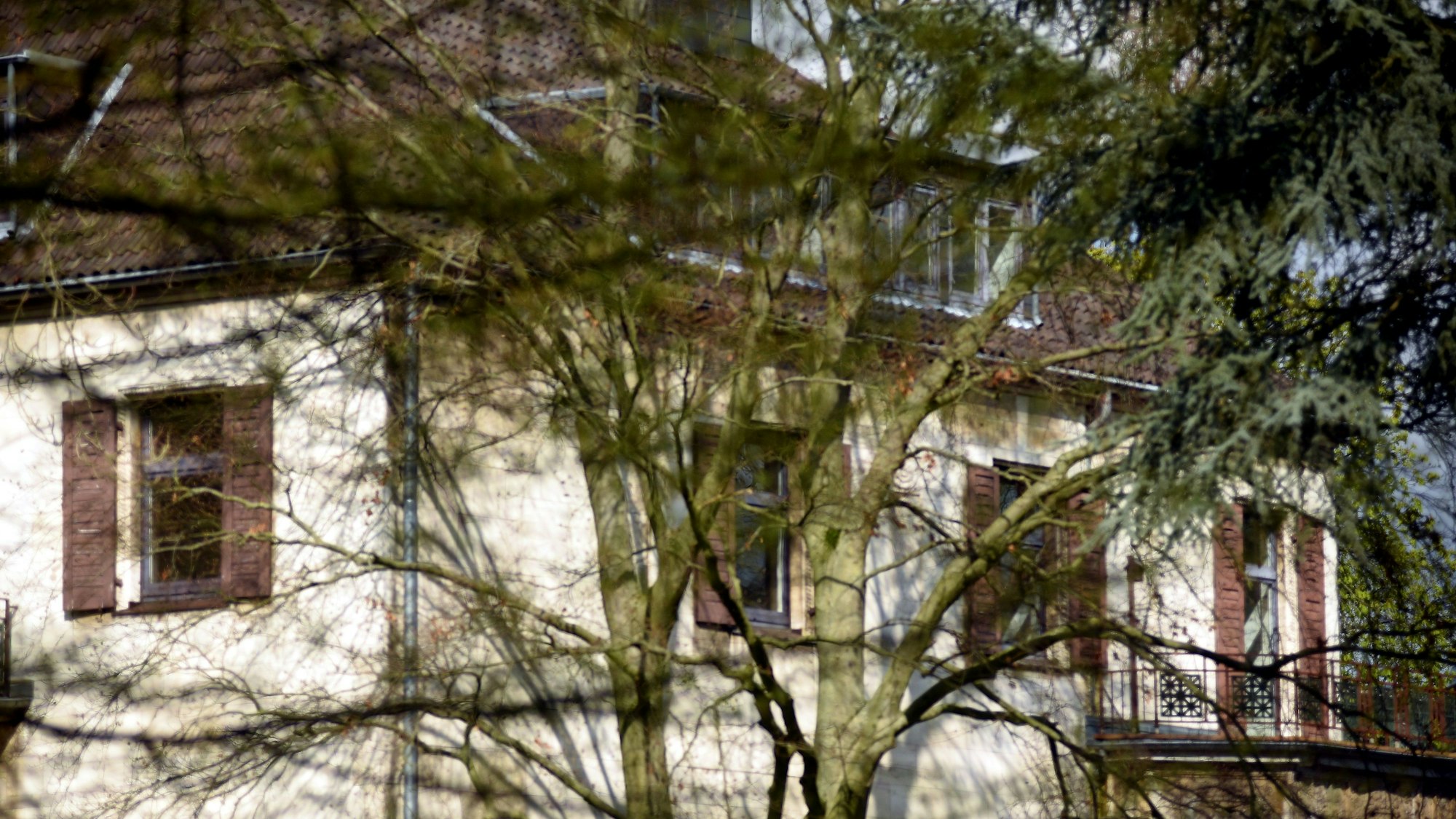 Für ein Einfamilienhaus zahlen Kölner der Stadt im Mittel künftig 751 Euro Grundsteuer – anstelle von bisher 368 Euro (Archivbild).