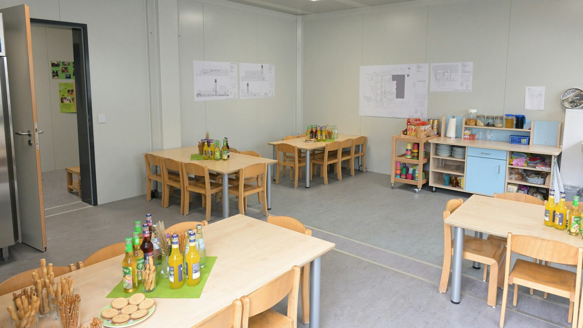 Die Räume in dem Container-Bau, in dem die Kita Himmelszelt für zwei Jahre unterkommt, sind großzügig.