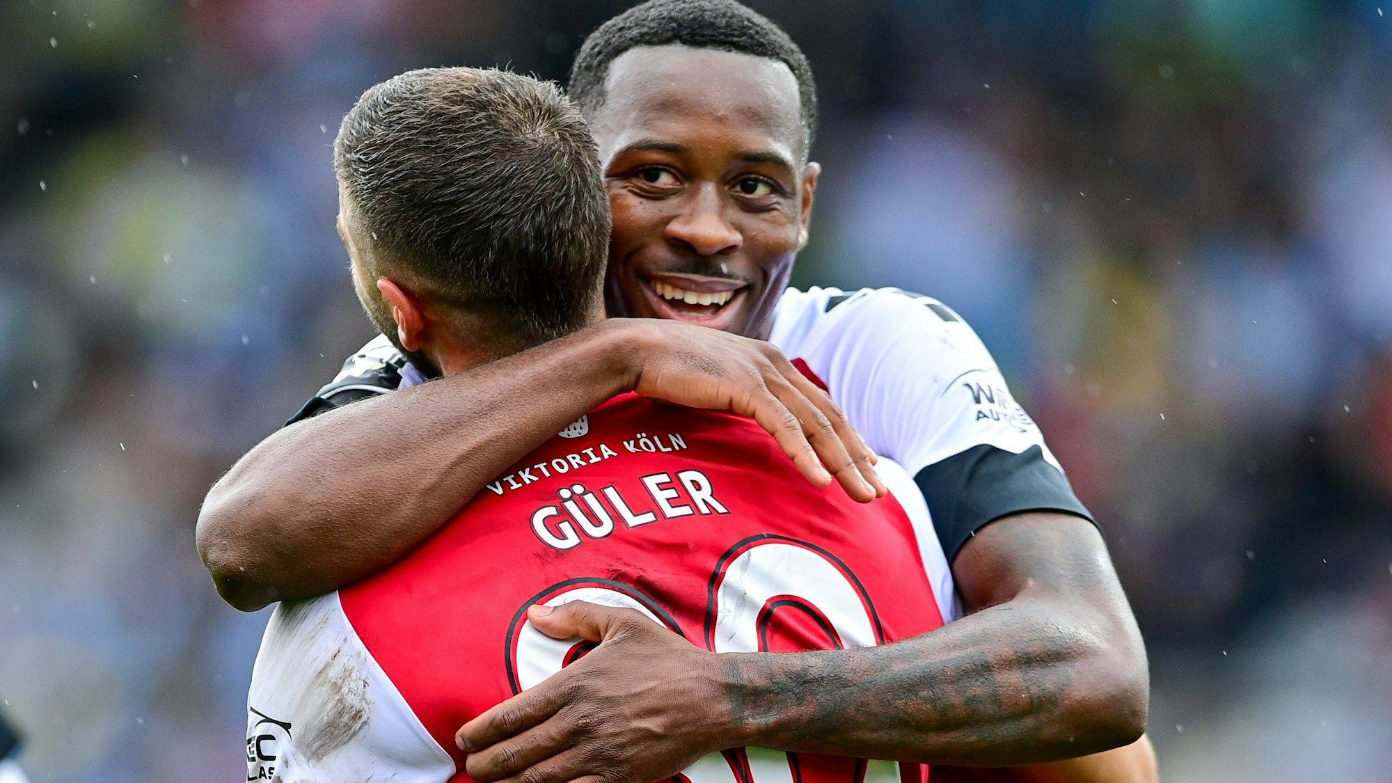 v.li.: Serhat-Semih Güler Gueler, Viktoria Köln, 30 Enrique Lofolomo Viktoria Köln, 14 mit Torjubel, Jubel, Torjubel, Torerfolg, celebrate the goal, goal, celebration, Jubel ueber das Tor zum 1:3 durch Serhat-Semih Güler Gueler, Viktoria Köln, 30, optimistisch, Action, Aktion, 25.08.2024, München Deutschland, Fussball, 3. Liga, TSV 1860 München - FC Viktoria Köln, DFB/DFL REGULATIONS PROHIBIT ANY USE OF PHOTOGRAPHS AS IMAGE SEQUENCES AND/OR QUASI-VIDEO. *** v li Serhat Semih Güler Gueler, Viktoria Köln, 30 Enrique Lofolomo Viktoria Köln, 14 with goal celebration, jubilation, goal celebration, celebrate the goal, goal, celebration, jubilation over the goal to 1 3 by Serhat Semih Güler Gueler, Viktoria Köln, 30 , optimistic, Action, Action, 25 08 2024, Munich Germany , Football, 3 Liga, TSV 1860 München FC Viktoria Köln, DFB DFL REGULATIONS PROHIBIT ANY USE OF PHOTOGRAPHS AS IMAGE SEQUENCES AND OR QUASI VIDEO xslx