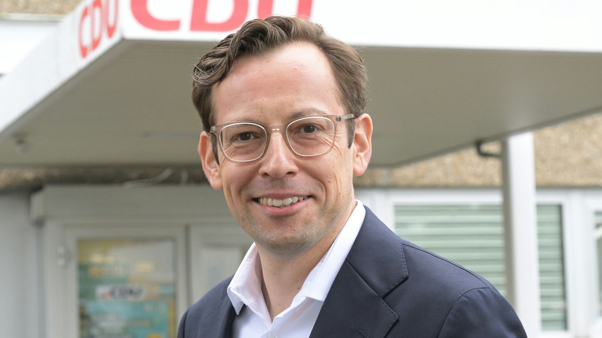CDU Bergisch Gladbach stellt Bürgermeisterkandidaten Alexander Felsch vor.