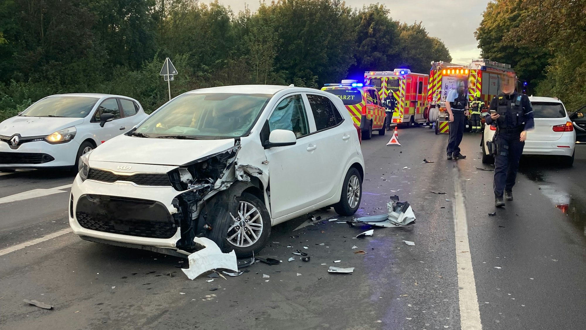 Die Fahrerin des Kleinwagens wurde leicht verletzt.