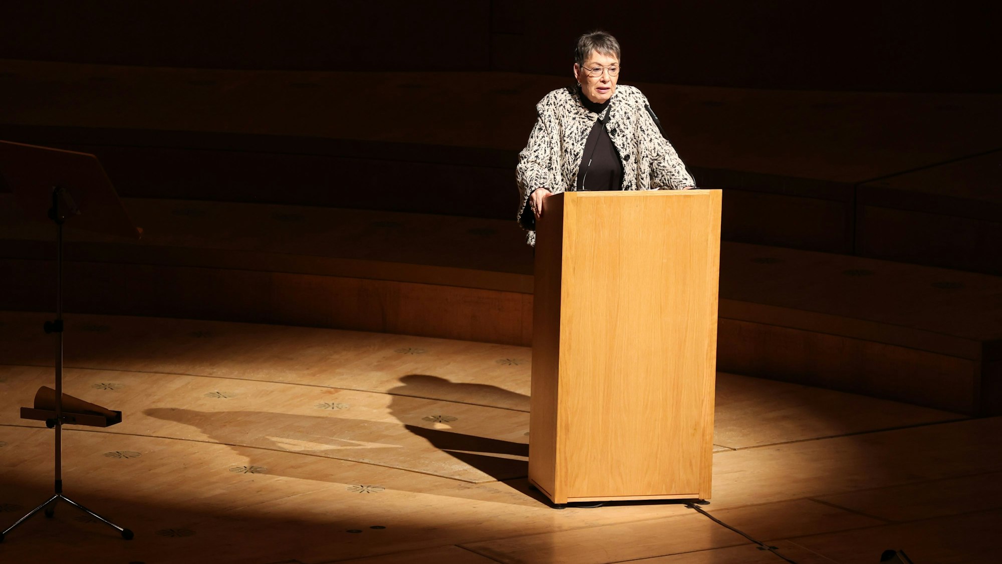 Barbara Schock-Werner bei der Mitgliederversammlung des Zentral-Dombau-Vereins zu Köln (ZDV) in der Philharmonie.