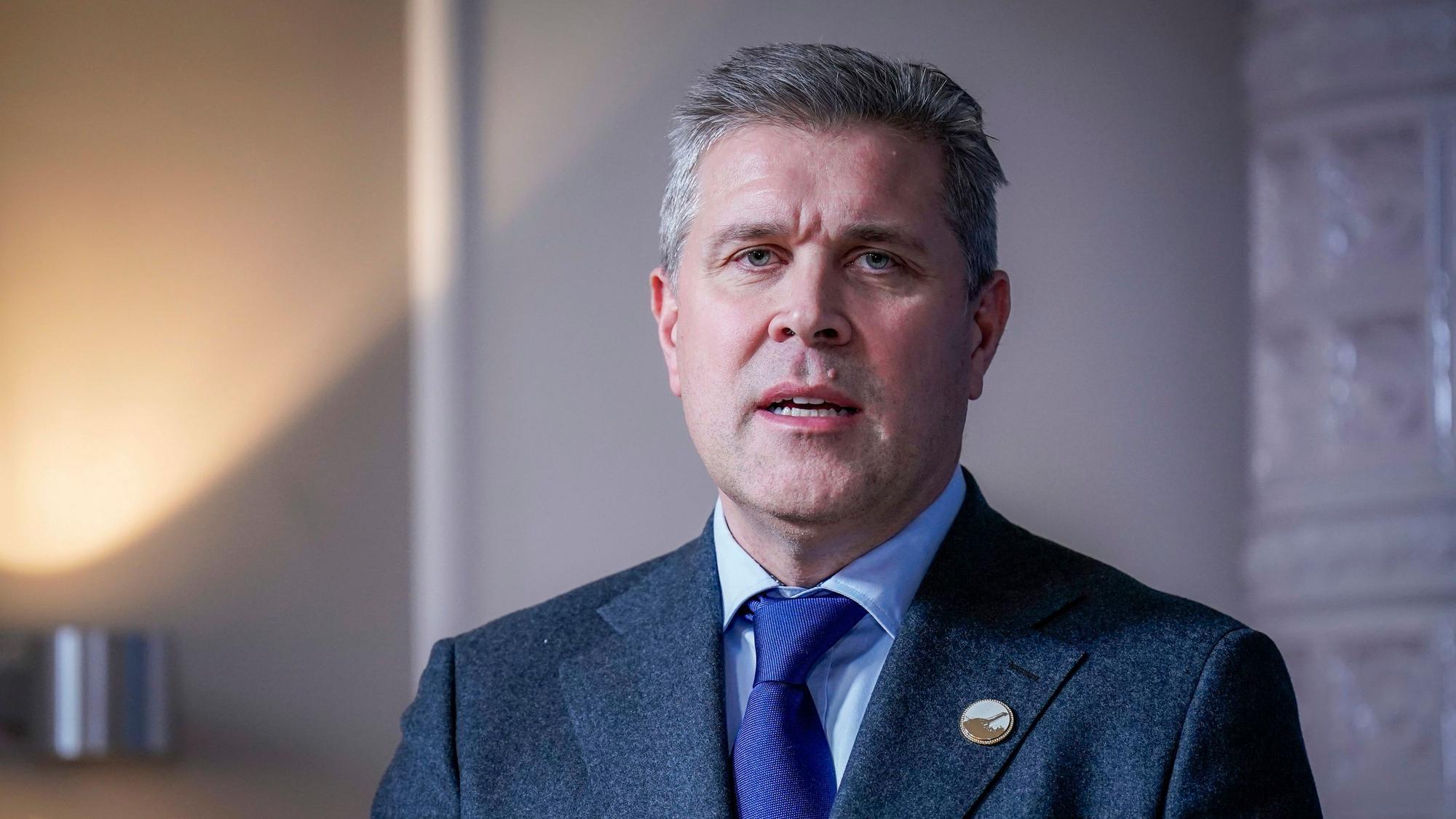 Bjarni Benediktsson, zu dem Zeitpunkt isländische Außenminister von Island, nimmt an einer Pressekonferenz teil. (Archivbild)