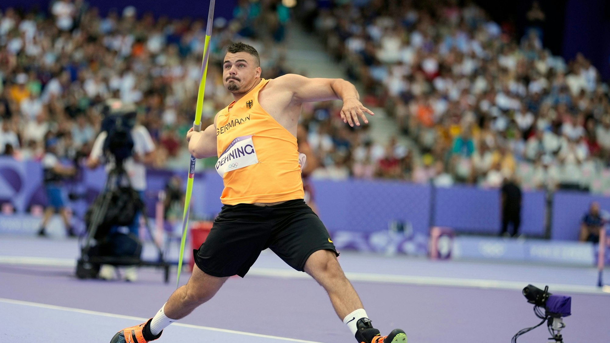 Max Dehning, of Germany, competes during the men's javelin throw qualification at the 2024 Summer Olympics, Tuesday, Aug. 6, 2024, in Saint-Denis, France. (AP Photo/Matthias Schrader)