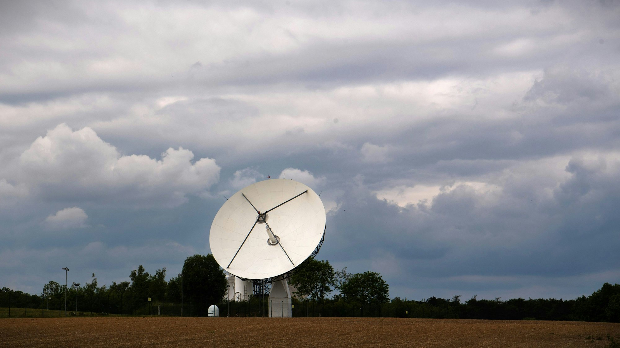Technik steht an der Außenstelle Schöningen des Bundesnachrichtendienstes (BND) im Landkreis Helmstedt. (Symbolbild)