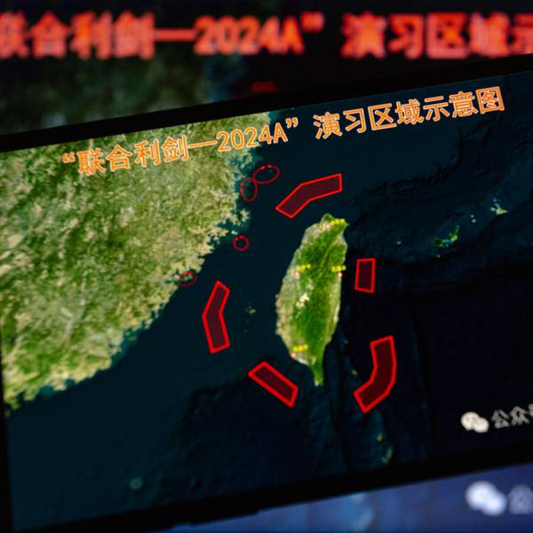 ARCHIV - 23.05.2024, Paraguay, Asunción: Auf einem Smartphone wird im Mai eine Karte mit Standorten der Militärübungen rund um Taiwan angezeigt.