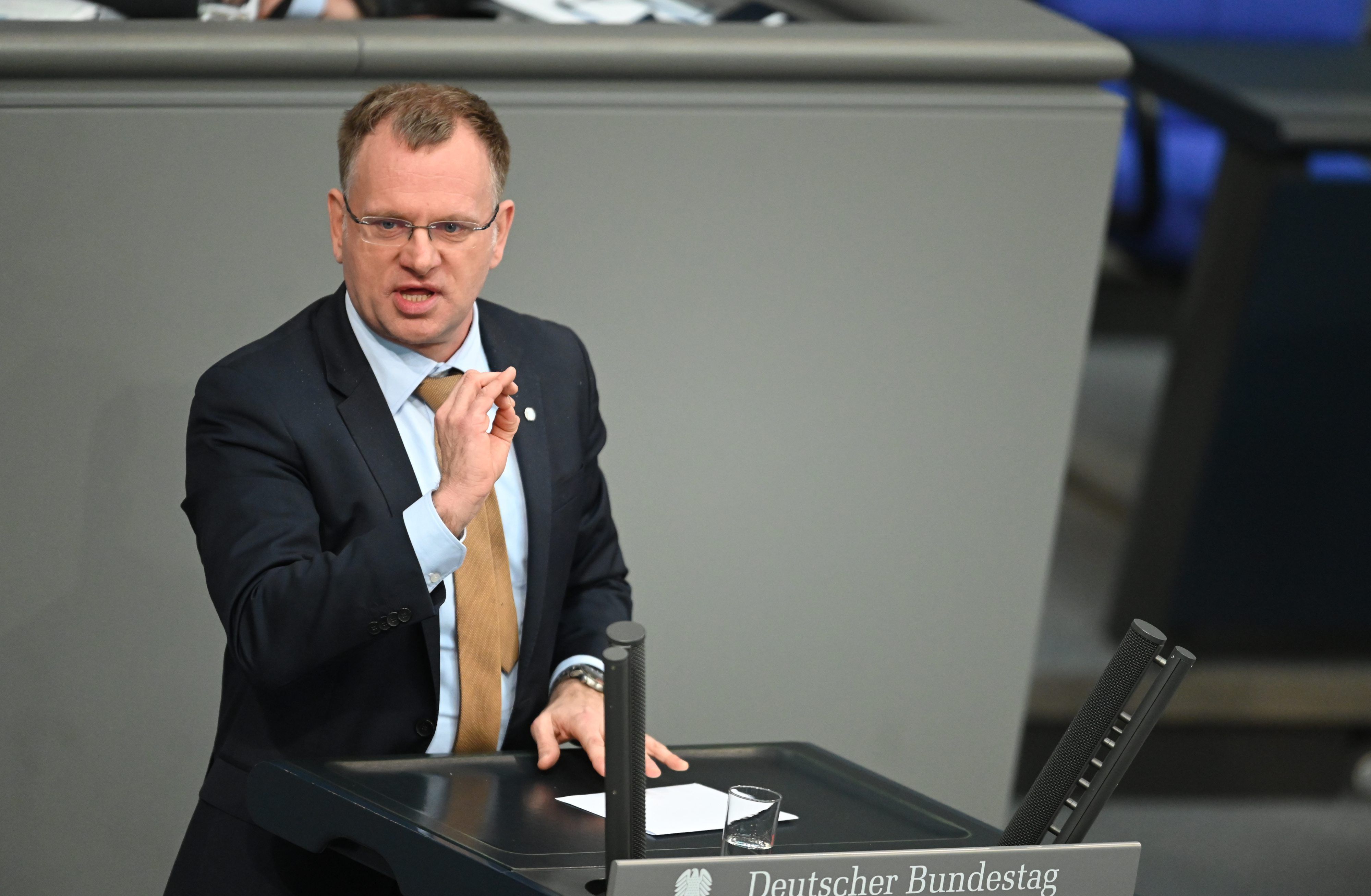 Dirk Spaniel (AfD), Mitglied des Deutschen Bundestags, spricht im Plenum.
