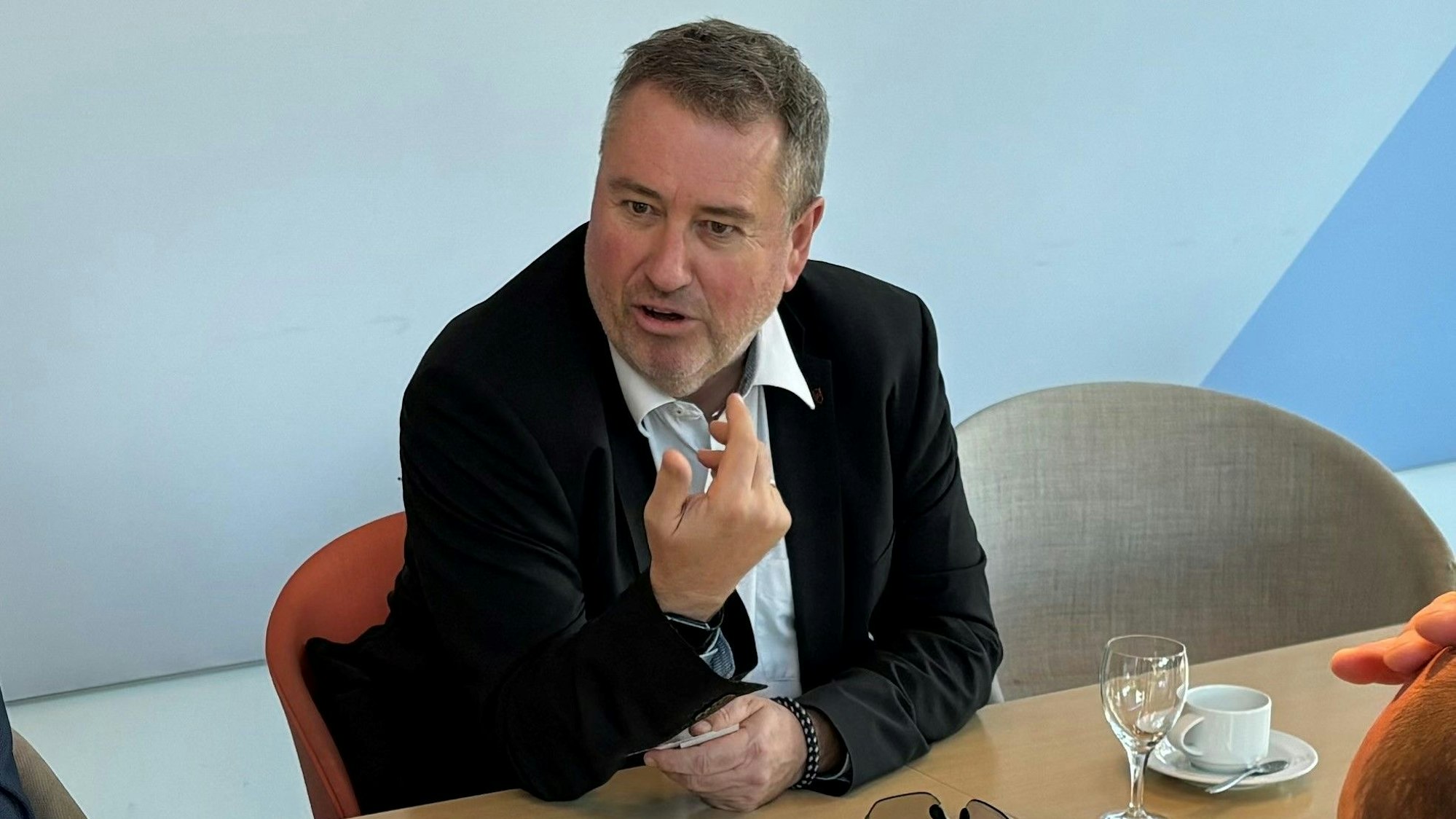 Der ungarische Botschafter Péter Györkös im Interview mit dem „Kölner-Stadt-Anzeiger“.