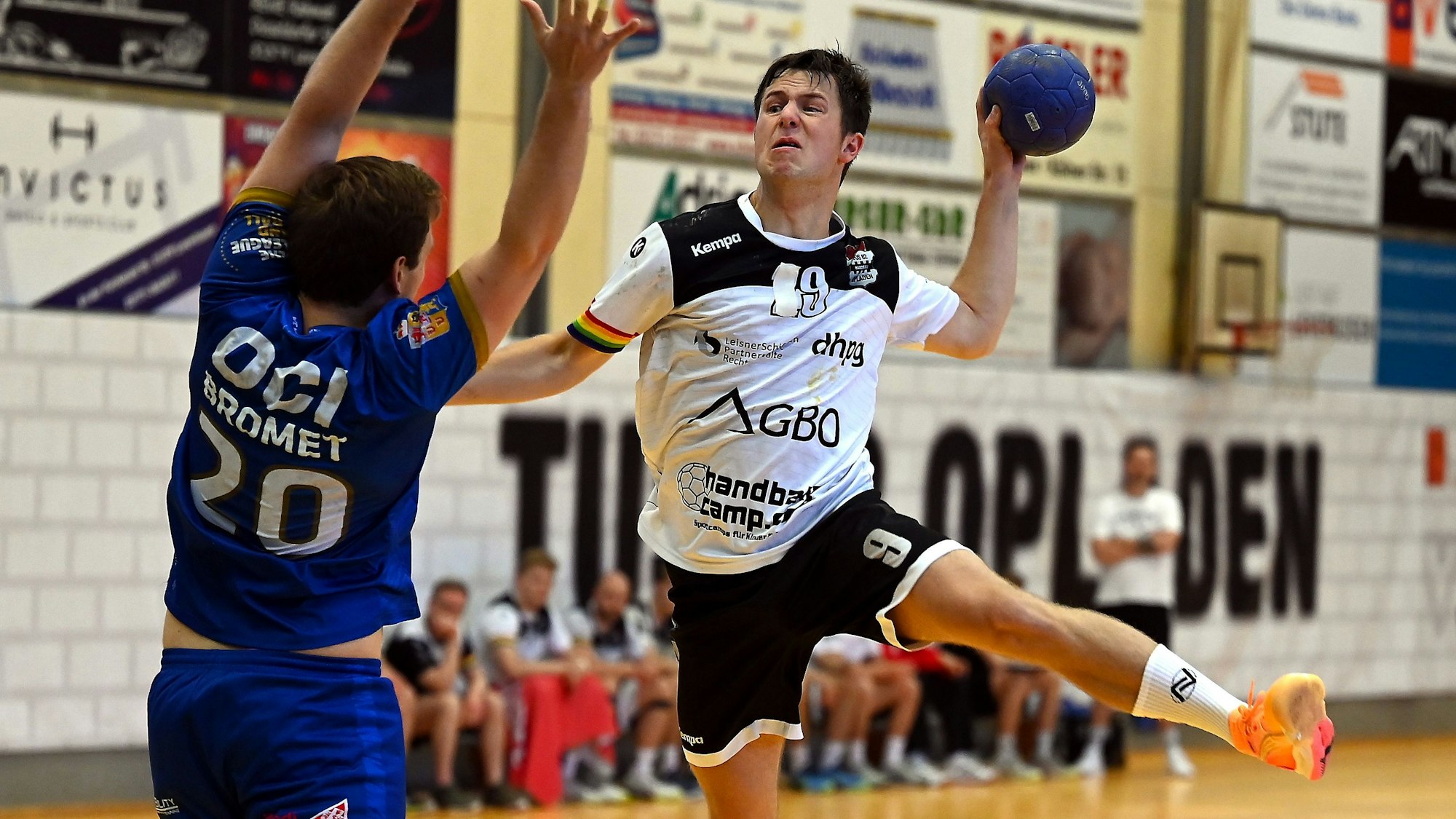 10.08.2024, Handball-Tus Opladen-Limburg
rechts: Max Schmidt (Opladen)
Foto: Uli Herhaus