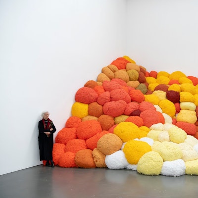 Sheila Hicks in der Kunsthalle Düsseldorf