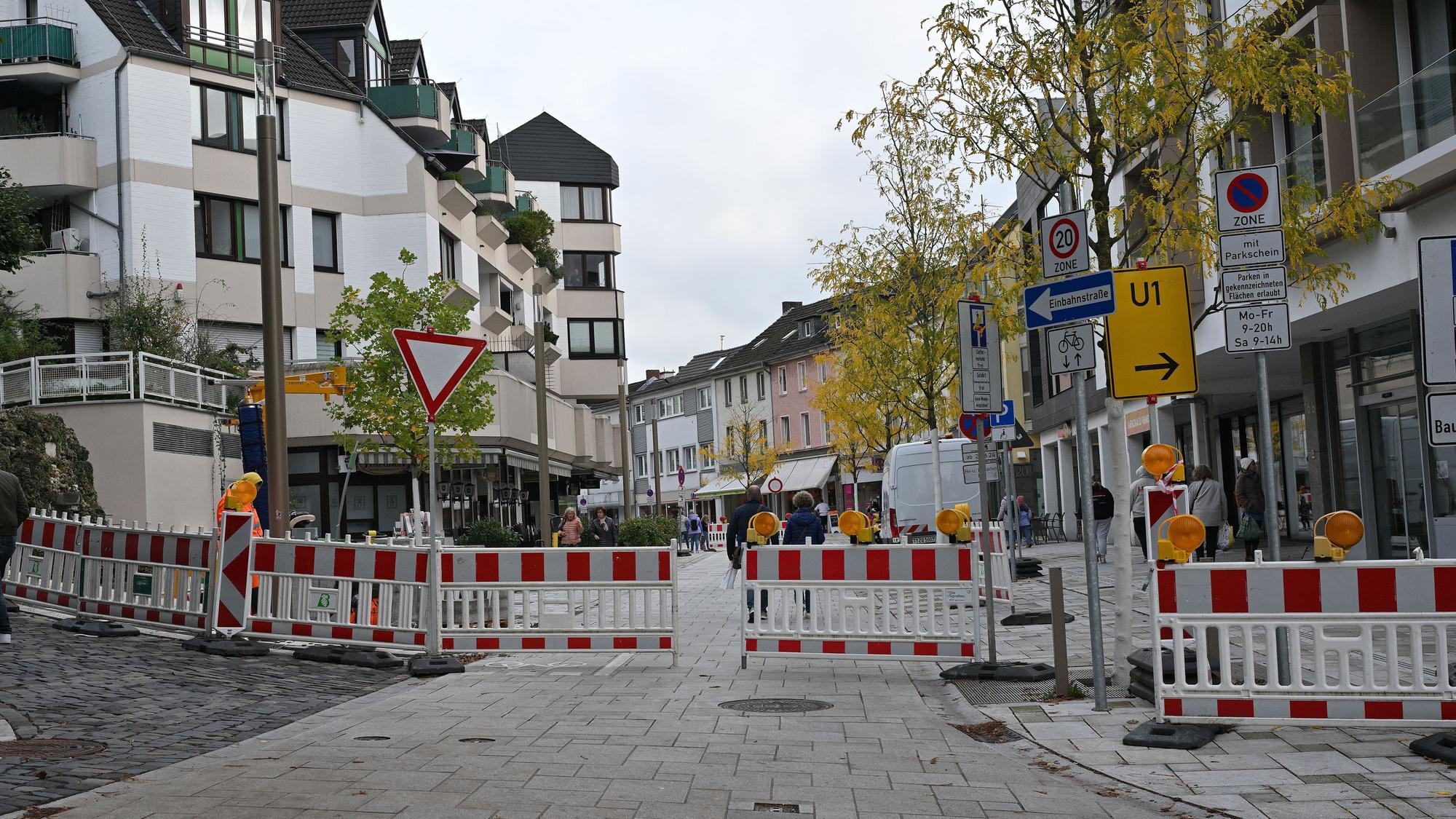 Das Foto zeigt die Schloßstraße in Bensberg