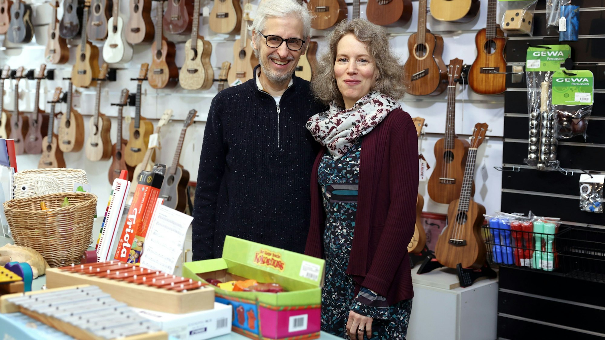 Matthias und Astrid Hinz sind die letzten verbliebenen Festangestellten. Sie lernten sich am Arbeitsplatz kennen.