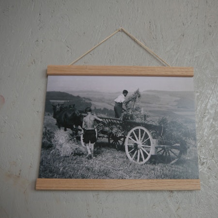 Die Doppelpremiere der ersten ausführlichen Biografie über August Sander, vorstellt von Autorin Dr. Annette Deeken, kombiniert mit einer Ausstellung von erstmals gezeigten Fotografien, die Sanders Schülerin Inge Jansen gemacht hatte