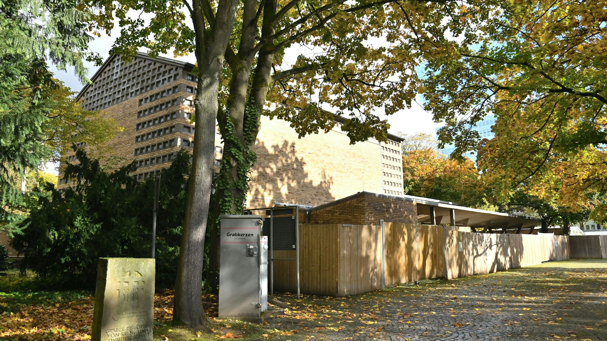 Die Trauerhalle ist seit Frühjahr 2023 gesperrt.