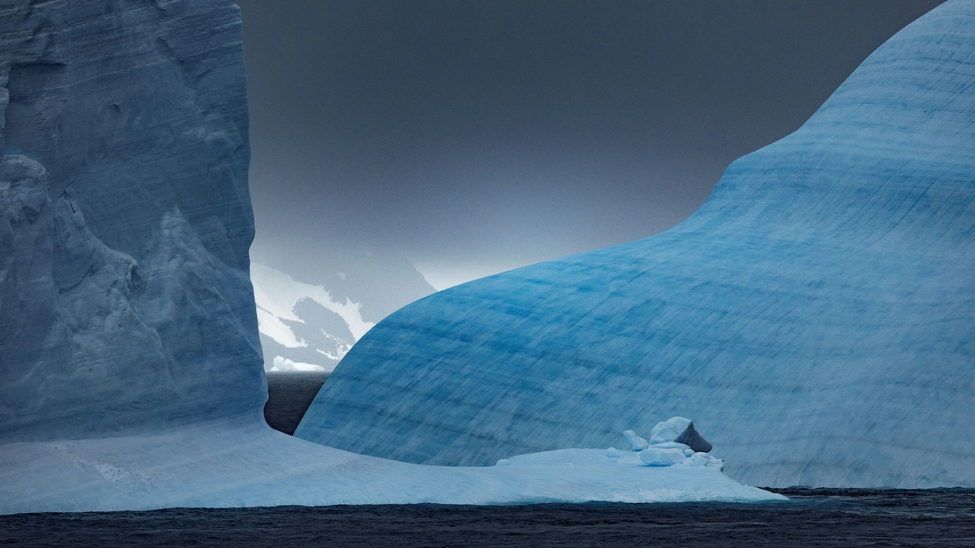Landschaft der Antarktis im Weddellmeer