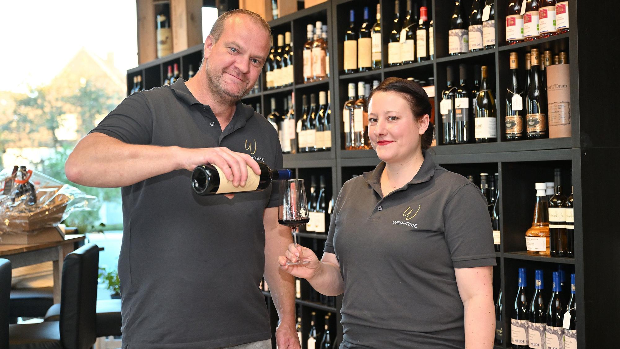 Carina Büchner und Marcus Hamm von„ Wein-Time".