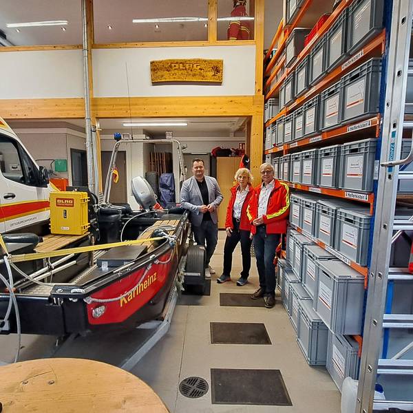 Das Foto zeigt die beengten Verhältnisse im DLRG-Einsatzzentrum.