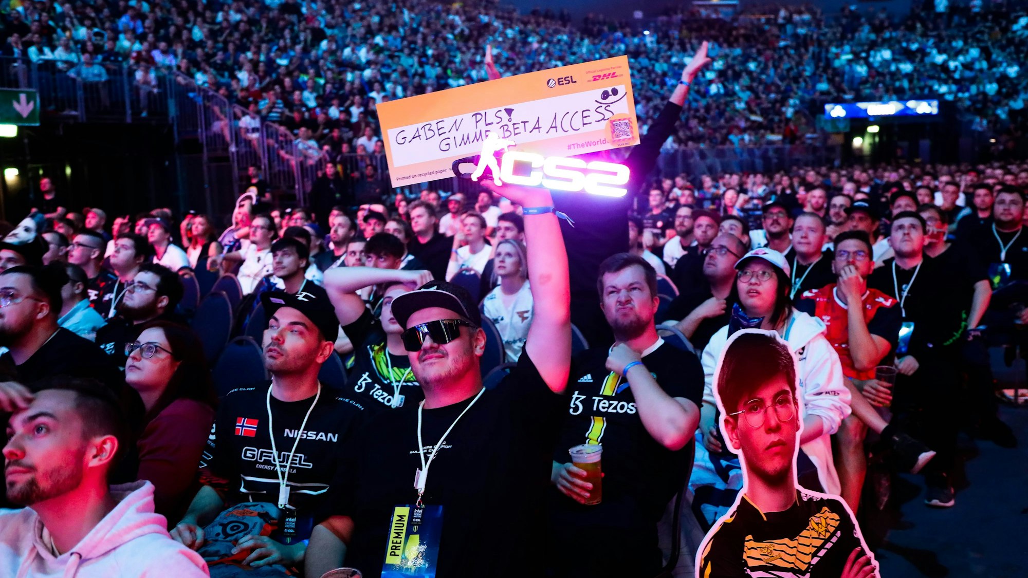 Fans im vergangenen Jahr in der Lanxess Arena.
