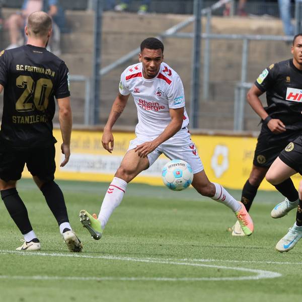 1. FC Köln Amateure U23 vs. Fortuna Köln, Regionalliga West, Saison 2024/25, Mitte von links: Oliver Issa Schmitt 1. FC Köln, Marvin Mika Fortuna18.05.2024, Bild: *** 1 FC Köln Amateure U23 vs Fortuna Köln, Regionalliga West, season 2024 25, center from left Oliver Issa Schmitt 1 FC Köln , Marvin Mika Fortuna 18 05 2024, picture