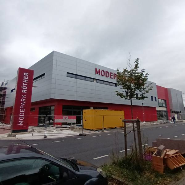 Neubau eines Geschäftshauses