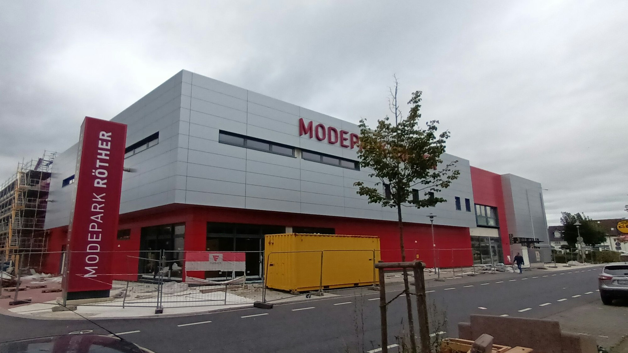 Neubau eines Geschäftshauses